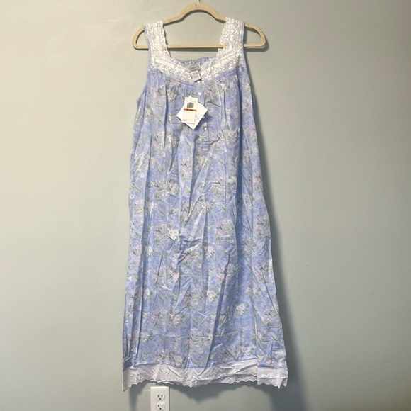 lanz of salzburg Other - NWT Lanz of Salzburg Charming Blue Floral Nightgown with Lace